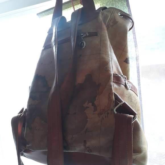 B.Angel 'New World Map' Brown Leather Backpack - Picture 6 of 9